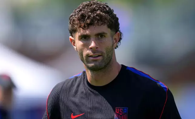 United States' Christian Pulisic attends a training session in Seattle, Sunday, July 5, 2026, ahead of a World Cup round of 16 soccer match against Belgium. (AP Photo/Manu Fernandez)