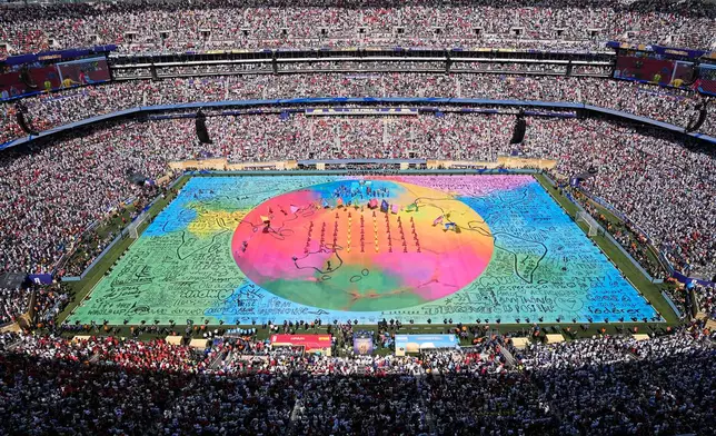 Dancers perform during the halftime shoow at the World Cup final soccer match between Spain and Argentina in East Rutherford, N.J., near New York, Sunday, July 19, 2026. (AP Photo/Matt Slocum)