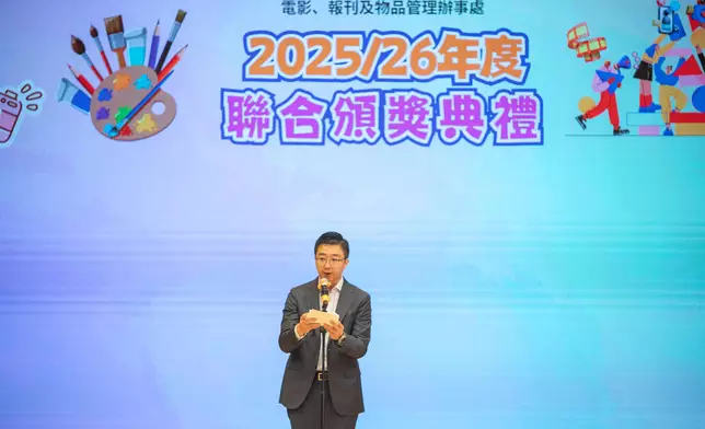 The Office for Film, Newspaper and Article Administration held the prize presentation ceremony for the "Healthy Student Video Contest 2026", the "'Control of Obscene and Indecent Articles Ordinance' Slogan and Colouring Competition 2025-26" and the "Healthy Mobile App Sticker Design Competition" today (July 4). Photo shows the Assistant Director of Film, Newspaper and Article Administration, Mr Desmond Wu, speaking at the prize presentation ceremony. Source: HKSAR Government Press Releases