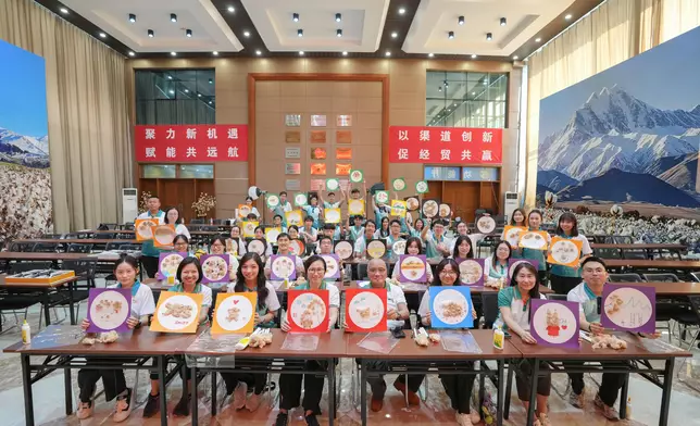 Hong Kong Customs organises Customs YES summer tour to Xinjiang Source: HKSAR Government Press Releases