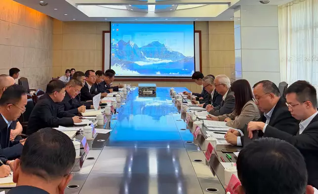 SEE begins visit to Qinghai Source: HKSAR Government Press Releases