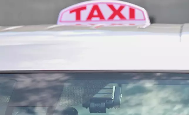 Recognising quality services of taxi fleets with continuous support to achieve committed fleet size Source: HKSAR Government Press Releases