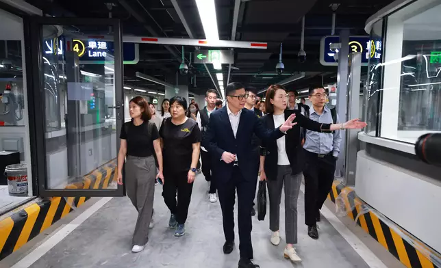 S for S inspects Huanggang Port Hong Kong Port Area Source: HKSAR Government Press Releases