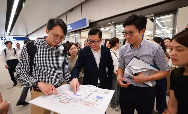 S for S inspects Huanggang Port Hong Kong Port Area Source: HKSAR Government Press Releases