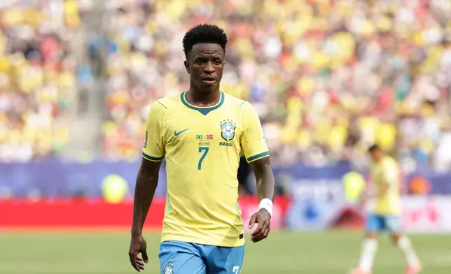 Brazil's Vinicius Junior (7) reacts during the World Cup round of 16 soccer match between Brazil and Norway in East Rutherford, N.J., near New York, Sunday, July 5, 2026. (AP Photo/Adam Hunger)