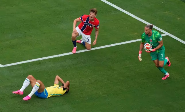 Brazil's Matheus Cunha (9) reacts during the World Cup round of 16 soccer match between Brazil and Norway in East Rutherford, N.J., near New York, Sunday, July 5, 2026. (AP Photo/Yuki Iwamura)