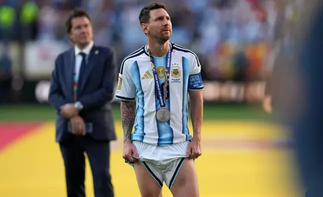 Argentina's Lionel Messi (10) reacts after the World Cup final soccer match between Spain and Argentina in East Rutherford, N.J., near New York, Sunday, July 19, 2026. (AP Photo/Stephanie Scarbrough)