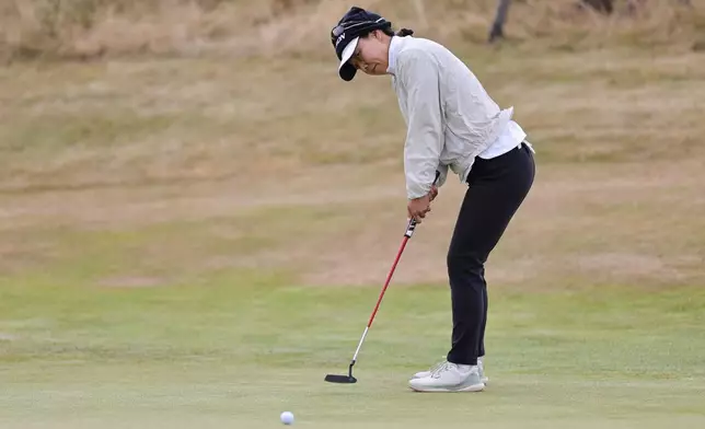 Jenny Shin of South Korea putting during day two of the 2026 ISPS HANDA Women's Scottish Open at Dundonald Links at Ayrshire, Scotland, on Friday, July 24, 2026. (Steve Welsh/PA via AP)