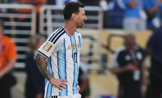 Argentina's Lionel Messi (10) reacts at the end of the World Cup final soccer match between Spain and Argentina in East Rutherford, N.J., near New York, Sunday, July 19, 2026. (AP Photo/Stephanie Scarbrough)