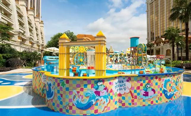 At Wavey's Project Aqua, young explorers dive into the wonders of water through interactive, hands-on exhibits inspired by Galaxy Macau's iconic design—where curiosity flows seamlessly into discovery, creativity, and outdoor S.T.E.A.M. adventures at the vibrant WonderFun Pavilion.
