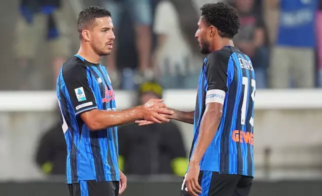 Atalanta's Nikola Krstovic celebrates after scoring 2-1 during the Serie A soccer match between Atalanta and Sassuolo in Bergamo, Italy, Sunday, Aug. 23, 2026. (Spada/LaPresse via AP)