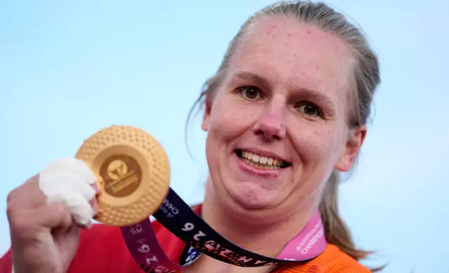 Netherlands' Jessica Schilder poses after winning the gold medal in the women's shot put final at the European Athletics Championships in Birmingham, England, Monday, Aug. 10, 2026. (AP Photo/Matthias Schrader)
