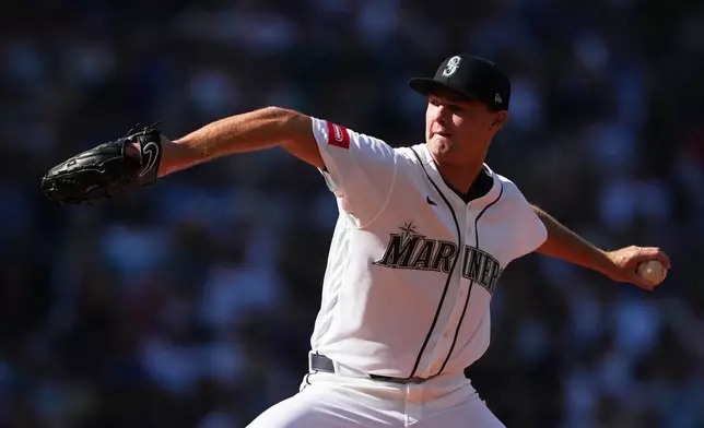 Seattle Mariners starting pitcher Kade Anderson throws against the Chicago Cubs in his major league debut during the first inning of a baseball game, Saturday, Aug. 22, 2026, in Seattle. (AP Photo/Lindsey Wasson)