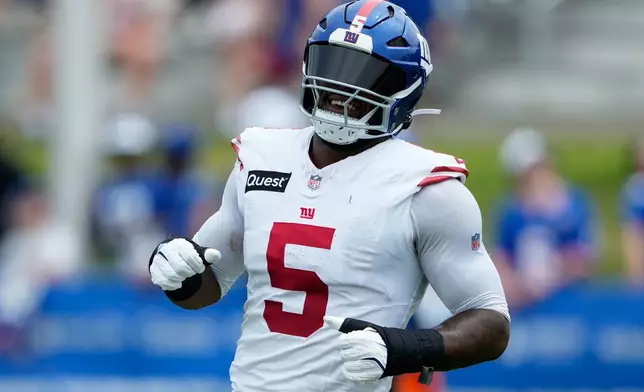 New York Giants' Kayvon Thibodeaux practices during an NFL football training camp, Saturday, Aug. 1, 2026, in White Sulphur Springs, W.Va. (AP Photo/Chris Carlson)