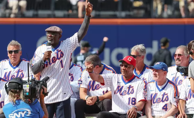 Mookie Wilson (1) speaks during a reunion celebration in New York, Saturday, Aug. 1, 2026, for the 1986 New York Mets team that won a World Series. (AP Photo/Heather Khalifa)