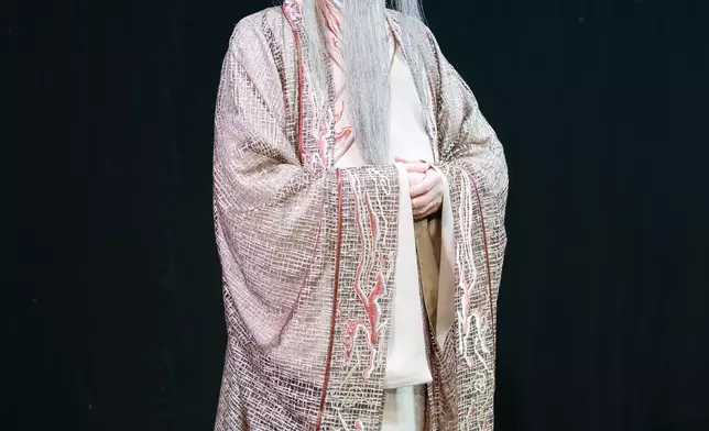 New Cantonese opera "Ancient Tune of Guangling" to premiere at Chinese Culture Festival in September to honour timeless legend and scholarly integrity of Wei-Jin period Source: HKSAR Government Press Releases