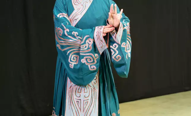New Cantonese opera "Ancient Tune of Guangling" to premiere at Chinese Culture Festival in September to honour timeless legend and scholarly integrity of Wei-Jin period Source: HKSAR Government Press Releases