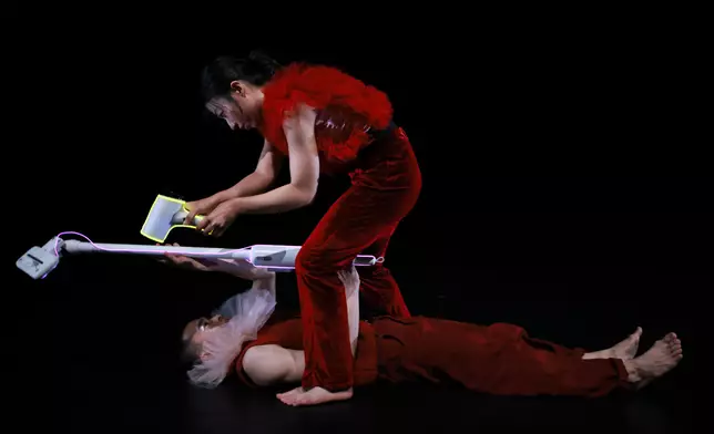 Hong Kong performers bring East-meets-West creativity to Edinburgh Festival Fringe Source: HKSAR Government Press Releases