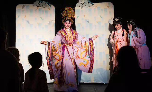 Hong Kong performers bring East-meets-West creativity to Edinburgh Festival Fringe Source: HKSAR Government Press Releases
