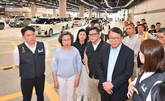 Remarks by CS at media session after inspecting stress test of passenger and vehicular flows at Huanggang Port (with photos/video) Source: HKSAR Government Press Releases