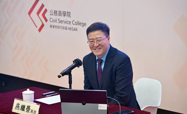Participants of Master's Degree in Public Policy Programme for HKSAR senior civil servants and Leadership from Peking University meet for dialogue Source: HKSAR Government Press Releases