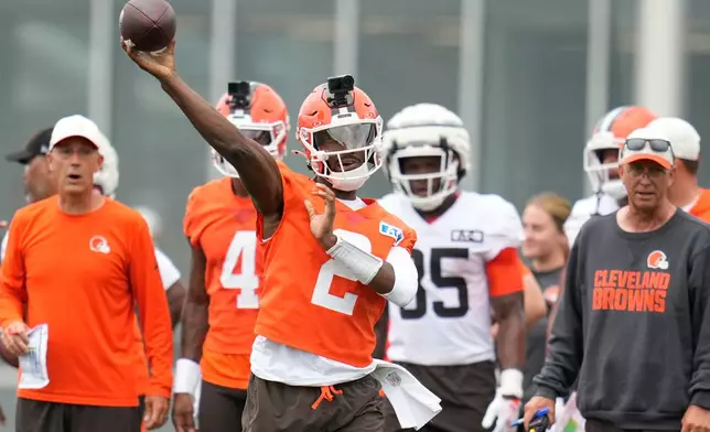 Cleveland Browns quarterback Shedeur Sanders (2) throws during an NFL football training camp, Saturday, Aug. 1, 2026, in Berea, Ohio. (AP Photo/Sue Ogrocki)