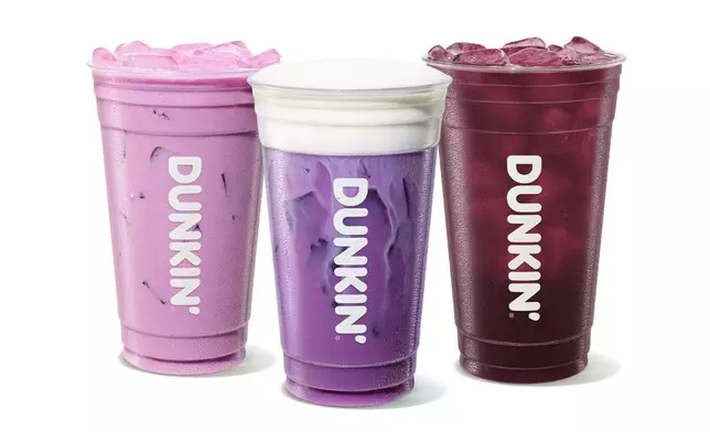 Dunkin’ Berry Clementine Refreshers pair sweet berry and clementine flavors for a refreshing, citrus-forward sip.