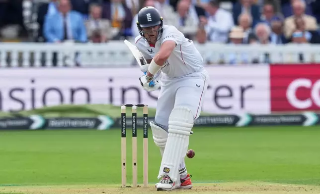 England's Jamie Smith plays a shot during the second cricket test match between England and Pakistan in London, Thursday, Aug. 27, 2026. (AP Photo/Dave Shopland)