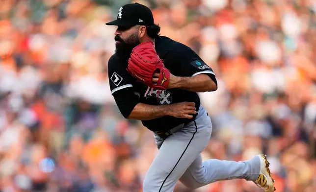 Chicago White Sox pitcher Jose Urquidy throws against the Detroit Tigers during the second inning of a baseball game Friday, Aug. 14, 2026, in Detroit. (AP Photo/Paul Sancya)