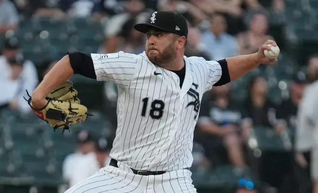 Chicago White Sox pitcher Anthony Kay throws the ball against the Texas Rangers during the first inning of a baseball game, Tuesday, Aug 25, 2026, in Chicago. (AP Photo/David Banks)