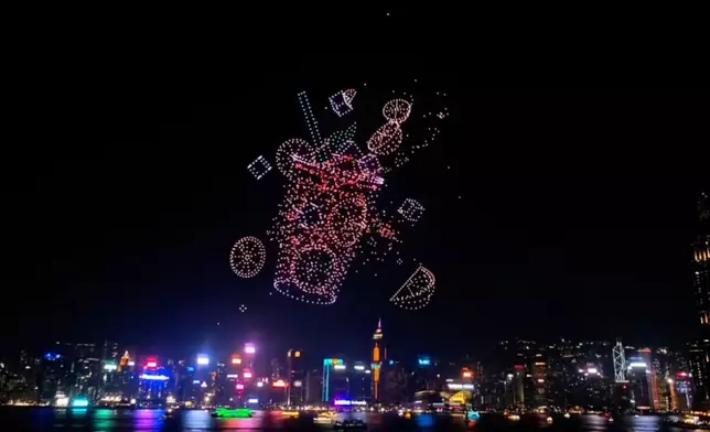 Iced lemon tea formed by the drones, Photo source: Threads@wingchan_1881