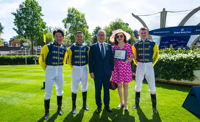 The Hon Martin Liao, Chairman, The Hong Kong Jockey Club, attends the Shergar Cup to cheer on Team Hong Kong. Photo source: HKJC