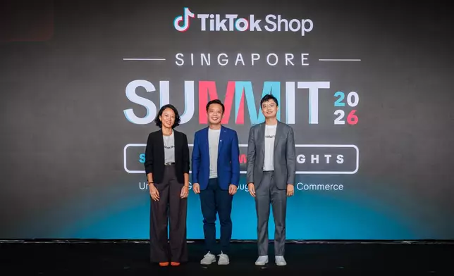 Left to right: Ms Candera Chan (Public Policy Lead, TikTok), Mr Alvin Tan (Minister of State, Ministry of Foreign Affairs & Ministry of National Development), Mr Shichen Sun (Country Lead, TikTok Shop Singapore)