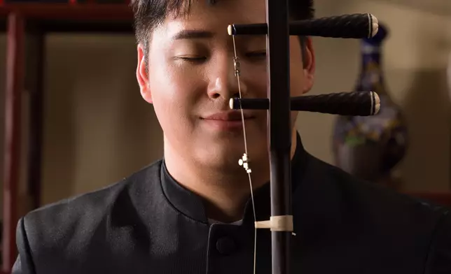 ADAHK Artist Yang Enhua, Photo source: Arts with the Disabled Association Hong Kong