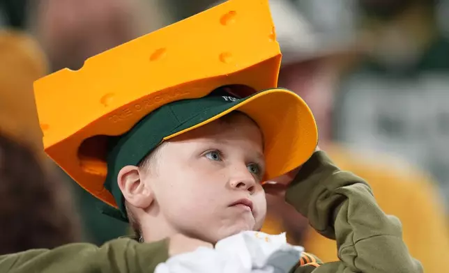 A Green Bay Packers fan reacts during the second half of an NFL football game against the Atlanta Falcons in Green Bay, Wis., Thursday, Sept. 24, 2026. (AP Photo/Abbie Parr)