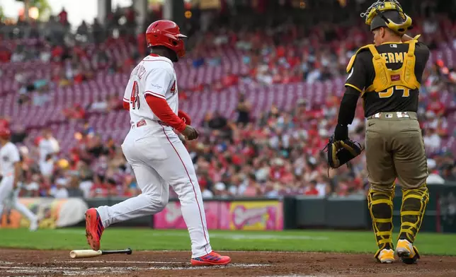 Cincinnati Reds' Héctor Rodríguez scores on a single by JJ Bleday during the first inning of a baseball game against the San Diego Padres, Tuesday, Sept. 1, 2026, in Cincinnati. (AP Photo/Tanner Pearson)