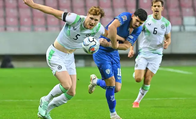 Dor Turgeman of Israel, right, in action against Jake O'Brien of Ireland during the UEFA Nations League soccer match between Ireland and Israel in Debrecen, Hungary, Sunday, Sept. 27, 2026. (Zsolt Czegledi/MTI via AP)