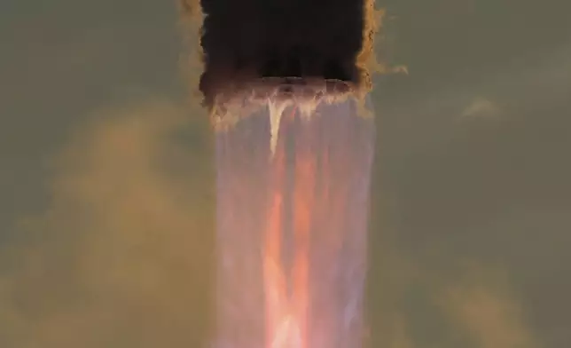 SpaceX's mega rocket Starship makes a test flight from Starbase, Texas, Monday, Sept. 28, 2026. (AP Photo/Eric Gay)