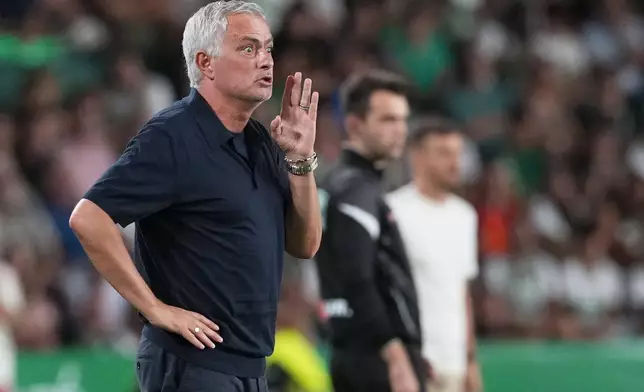 Real Madrid's head coach Jose Mourinho reacts during the Spanish La Liga soccer match between Elche and Real Madrid in Elche, Spain, Tuesday, Sept. 15, 2026. (AP Photo/Alberto Saiz)