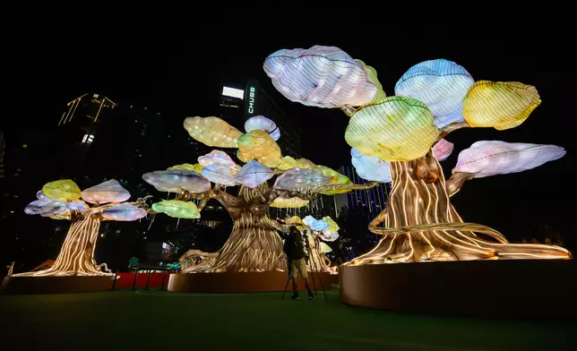 Grand lantern carnival to celebrate Mid-Autumn Festival Source: HKSAR Government Press Releases