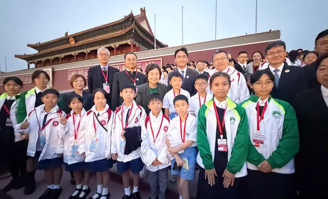 "Salute to the National Flag" Hong Kong and Macao Youth Flag-Raising Teams' Beijing Visit Delegation attends flag-raising ceremony at Tiananmen Square Source: HKSAR Government Press Releases