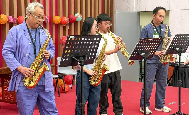 Healthcare workers and patients unite in Mid-Autumn Festival celebrations Source: HKSAR Government Press Releases