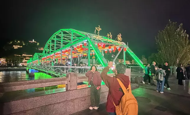 The Zhongshan Bridge, Photo by Bastille Post