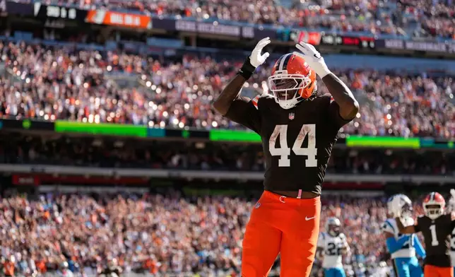 Cleveland Browns tight end Harold Fannin Jr. (44) celebrates after scoring a touchdown against the Carolina Panthers during the second half of an NFL football game in Cleveland, Thursday, Aug. 27, 2026. (AP Photo/Sue Ogrocki)