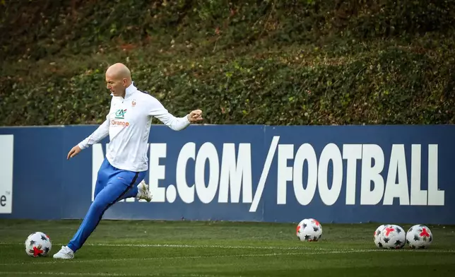 France's Zinedine Zidane during a training session with the French national team at the national soccer team training center in Clairefontaine, west of Paris, France, Monday Sept. 21, 2026. (AP Photo/ Thomas Padilla