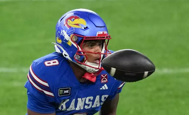 Kansas Jayhawks quarterback Isaiah Marshall (8) during the NCAA college football game between Arizona State Sun Devils and Kansas Jayhawks in London, Saturday, Sept. 19, 2026. (AP Photo/Dave Shopland)