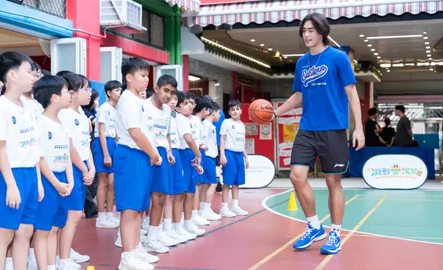 Sharing Session by Hong Kong A1 Division basketball player, Mr. Anthony Groot Baltink.