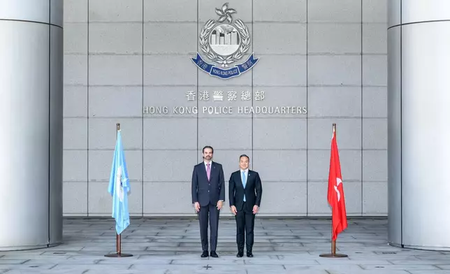 Mr. Joe Chow, the Commissioner of Police (right) welcomes INTERPOL Secretary General Valdecy Urquiza (left). Photo source: FB@Hong Kong Police Force