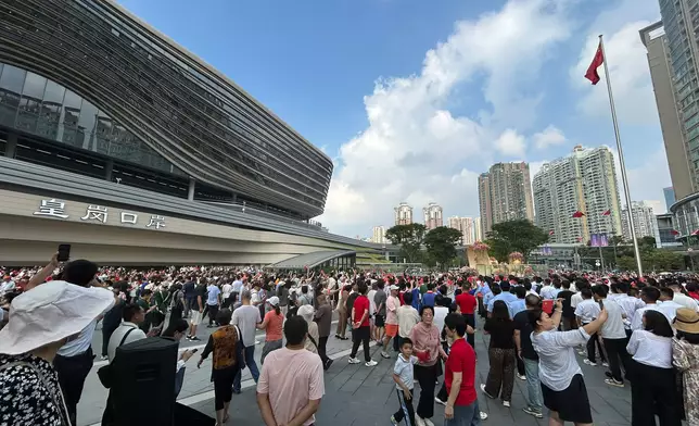 The new Huanggang Port. Photo by Bastille Post
