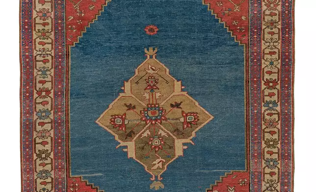 Bakshaish Northwest Persian Rug — 2nd Quarter, 19th Century. High-Collectible-Plus